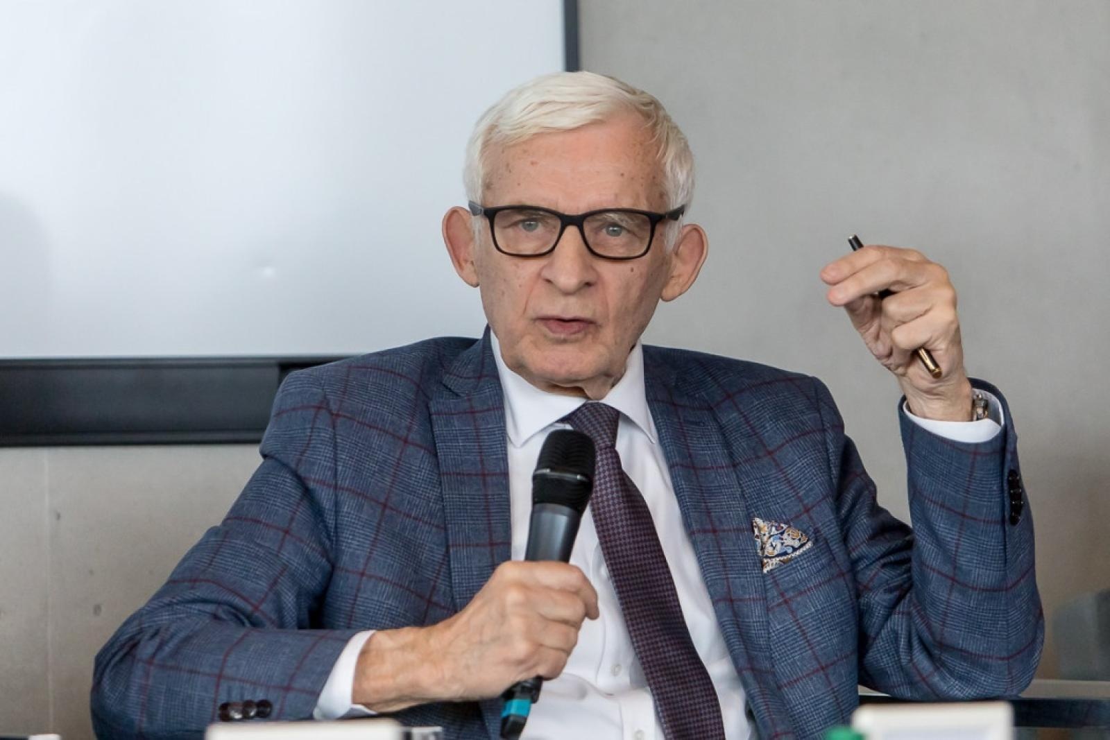 Zdjęcie w galerii na portalu naszwodzislaw.com: Kongres na miarę wyzwań wiadomości z regionu