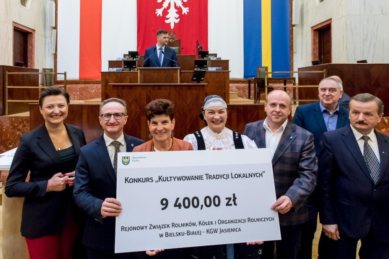 Zdjęcie w galerii na portalu naszwodzislaw.com: Prawie 550 tys. na Kultywowanie Tradycji Lokalnych wiadomości z regionu