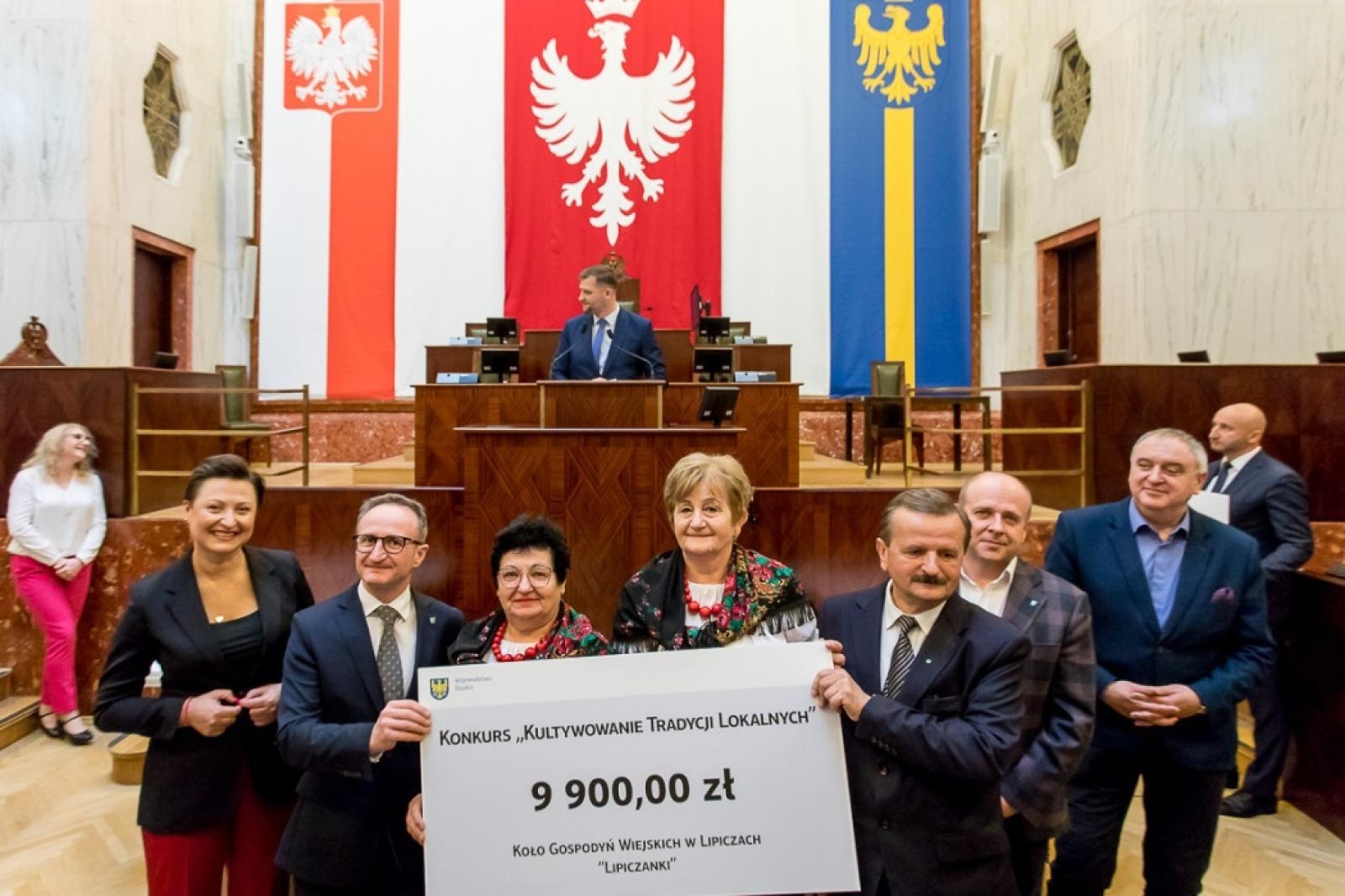 Zdjęcie w galerii na portalu naszwodzislaw.com: Prawie 550 tys. na Kultywowanie Tradycji Lokalnych wiadomości z regionu