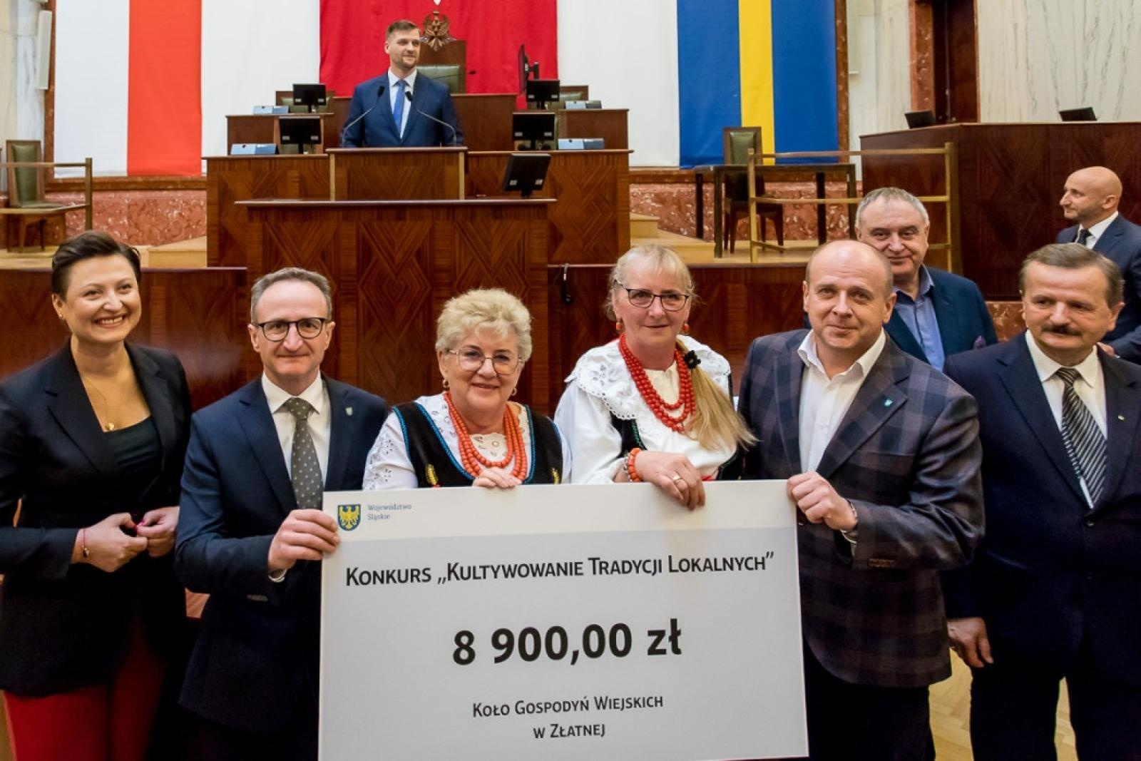 Zdjęcie w galerii na portalu naszwodzislaw.com: Prawie 550 tys. na Kultywowanie Tradycji Lokalnych wiadomości z regionu