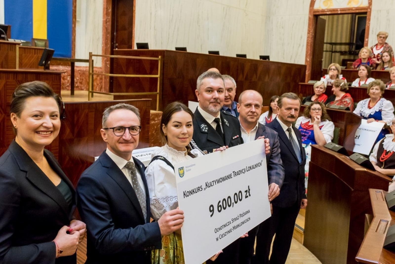 Zdjęcie w galerii na portalu naszwodzislaw.com: Prawie 550 tys. na Kultywowanie Tradycji Lokalnych wiadomości z regionu