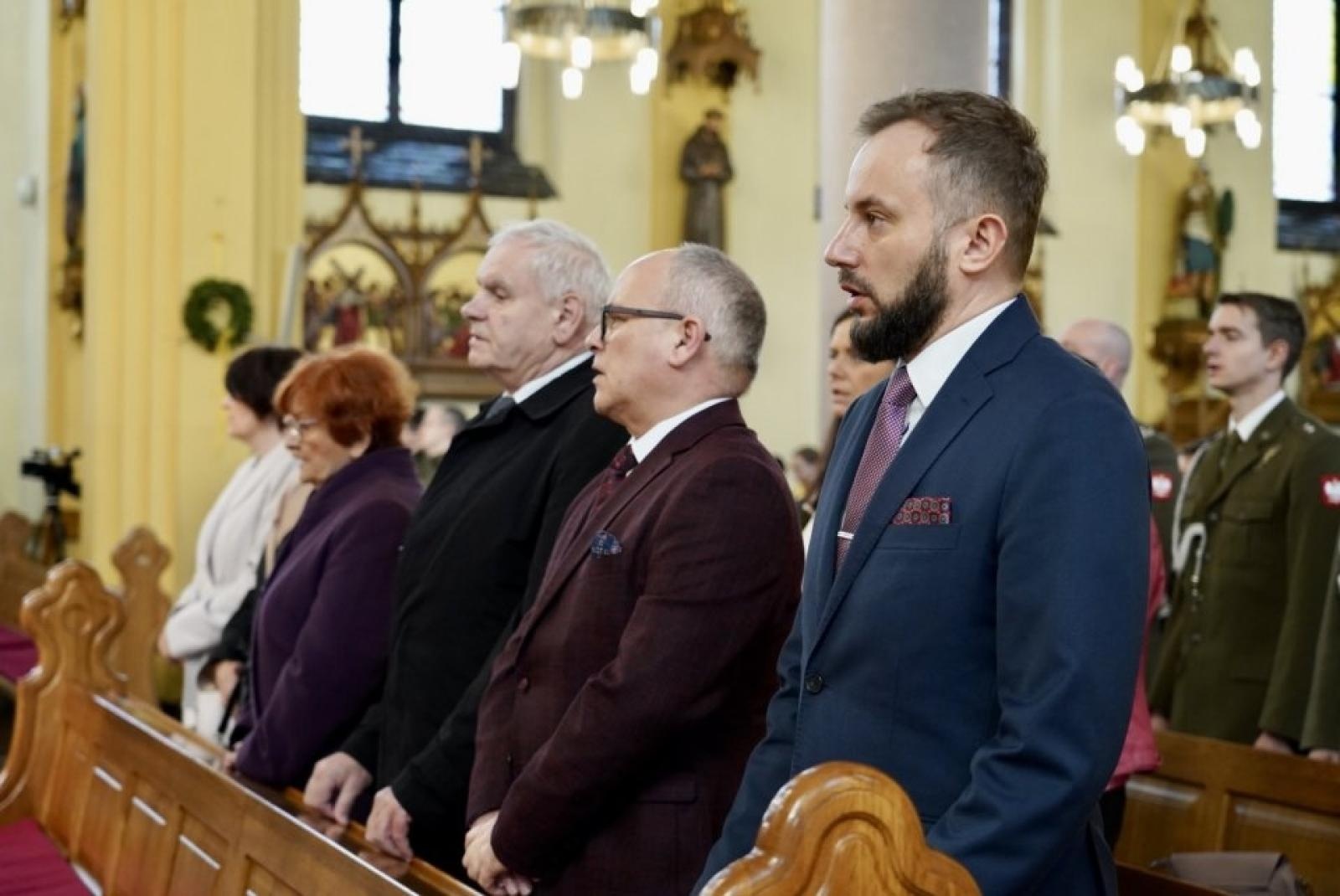 Zdjęcie w galerii na portalu naszwodzislaw.com: Ślubowanie kadetów na rydułtowskim rynku [FOTO] wiadomości z regionu