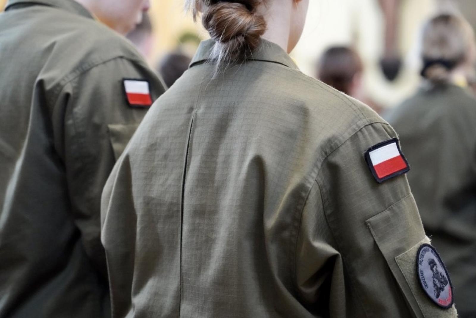 Zdjęcie w galerii na portalu naszwodzislaw.com: Ślubowanie kadetów na rydułtowskim rynku [FOTO] wiadomości z regionu