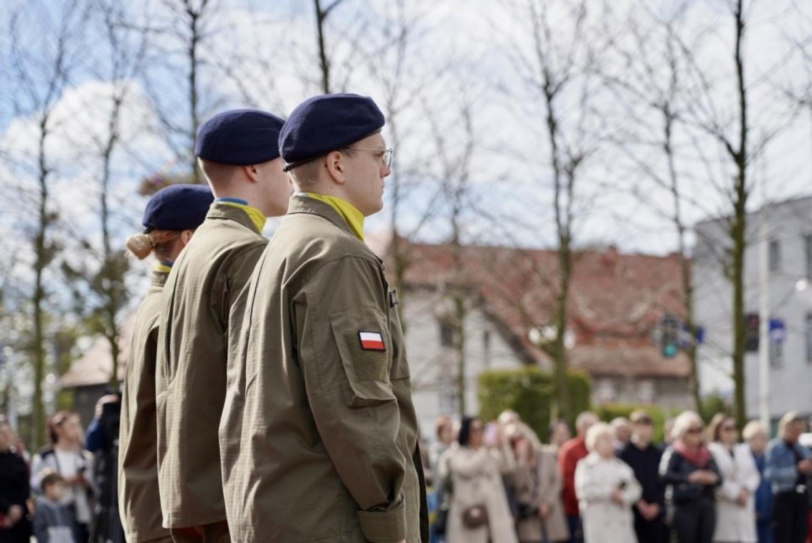 Zdjęcie w galerii na portalu naszwodzislaw.com: Ślubowanie kadetów na rydułtowskim rynku [FOTO] wiadomości z regionu
