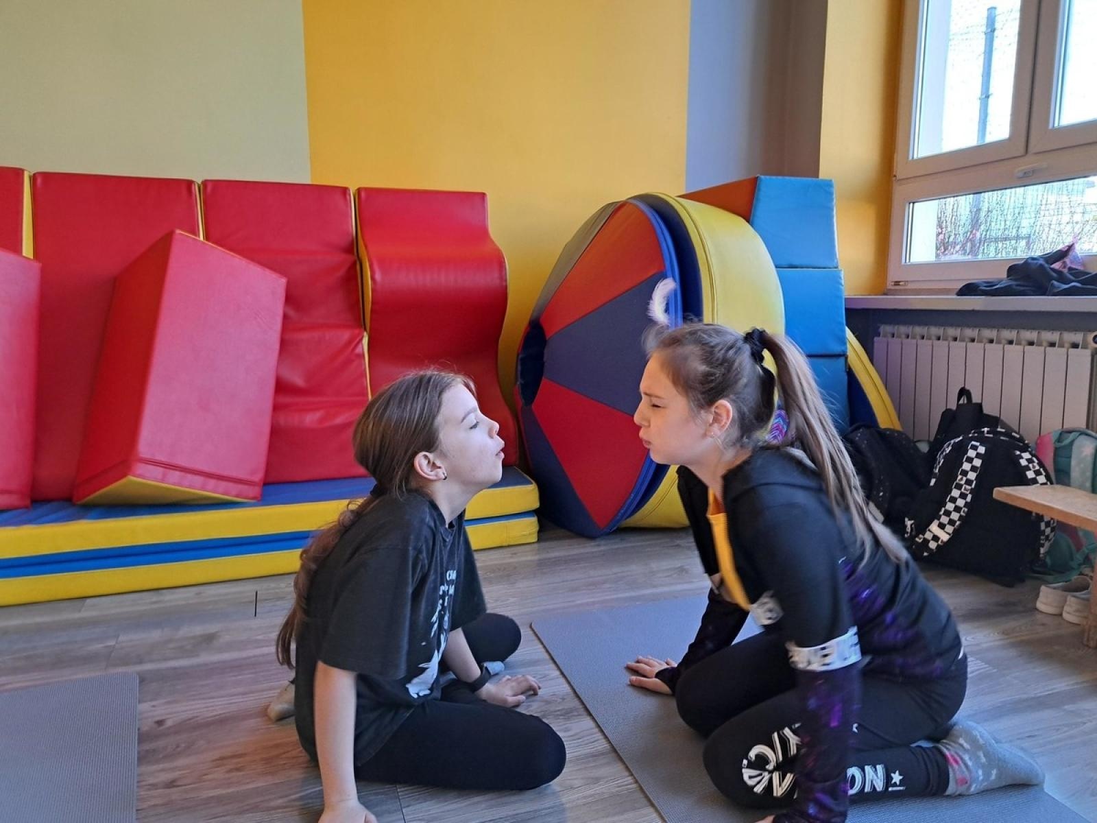 Zdjęcie w galerii na portalu naszwodzislaw.com: Oddechowe ABC w ZSP7 wiadomości z regionu