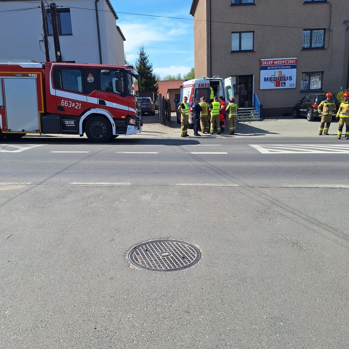 Zdjęcie w galerii na portalu naszwodzislaw.com: Potrącenie w Rydułtowach. Kierowca na podwójnym gazie wiadomości z regionu