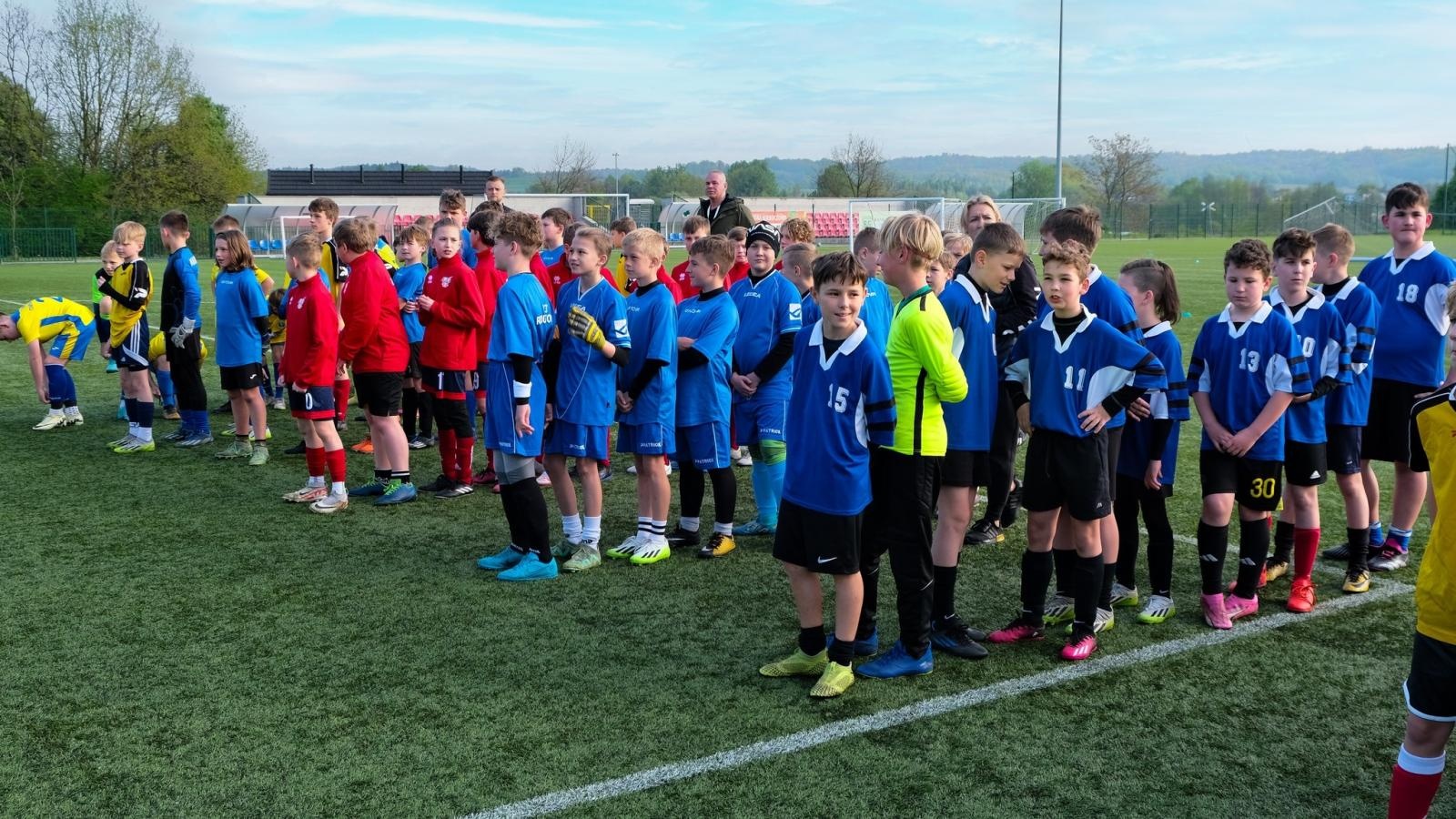 Zdjęcie w galerii na portalu naszwodzislaw.com: 300 zawodników rywalizowało o Puchar Tymbarku wiadomości z regionu