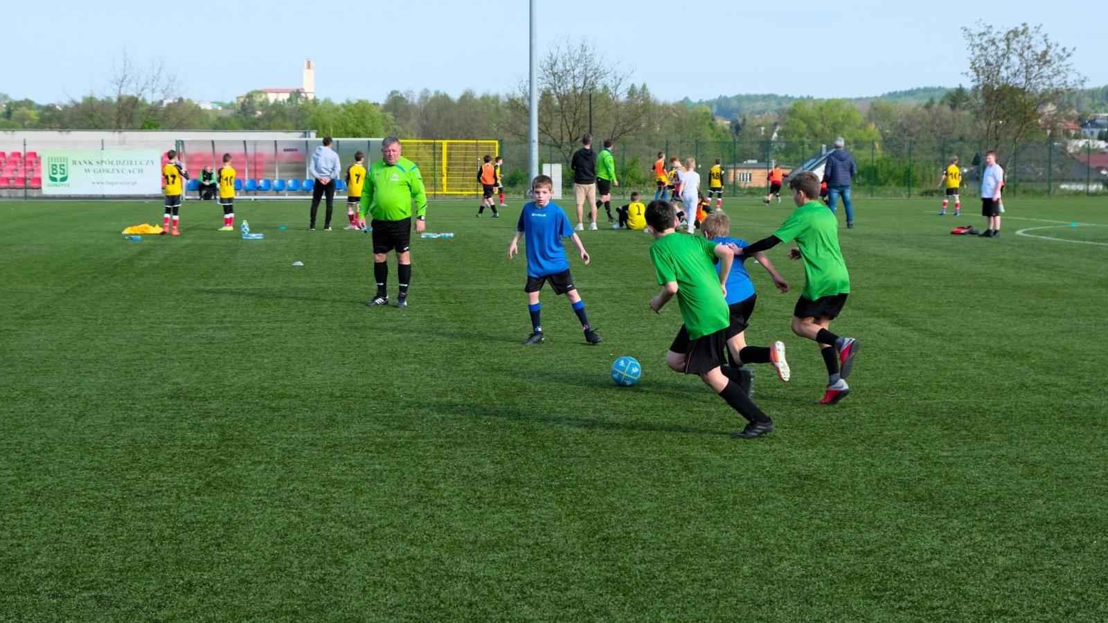 Zdjęcie w galerii na portalu naszwodzislaw.com: 300 zawodników rywalizowało o Puchar Tymbarku wiadomości z regionu