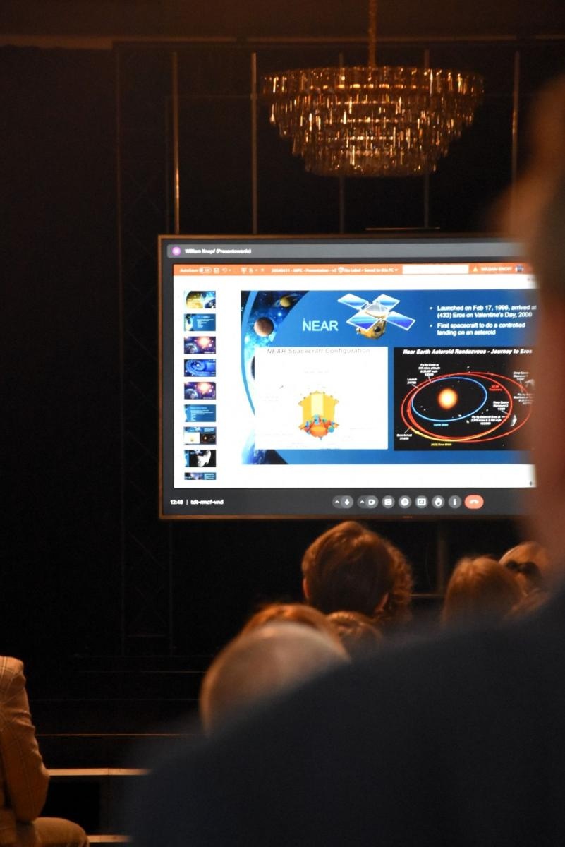 Zdjęcie w galerii na portalu naszwodzislaw.com: Uczniowie Tischnera spotkali się z pracownikami NASA wiadomości z regionu