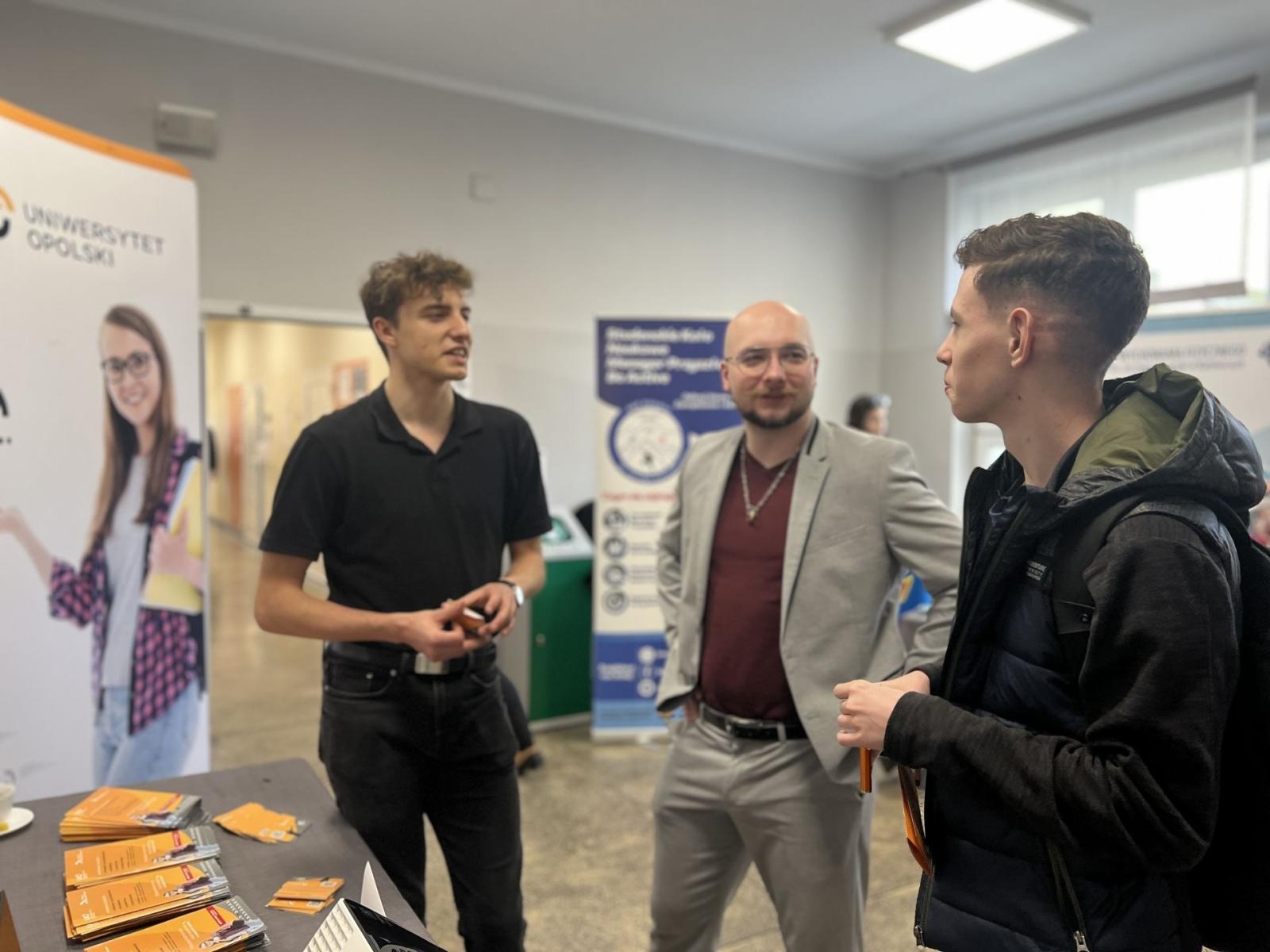 Zdjęcie w galerii na portalu naszwodzislaw.com: Za nami VI Festiwal Akademicki wiadomości z regionu