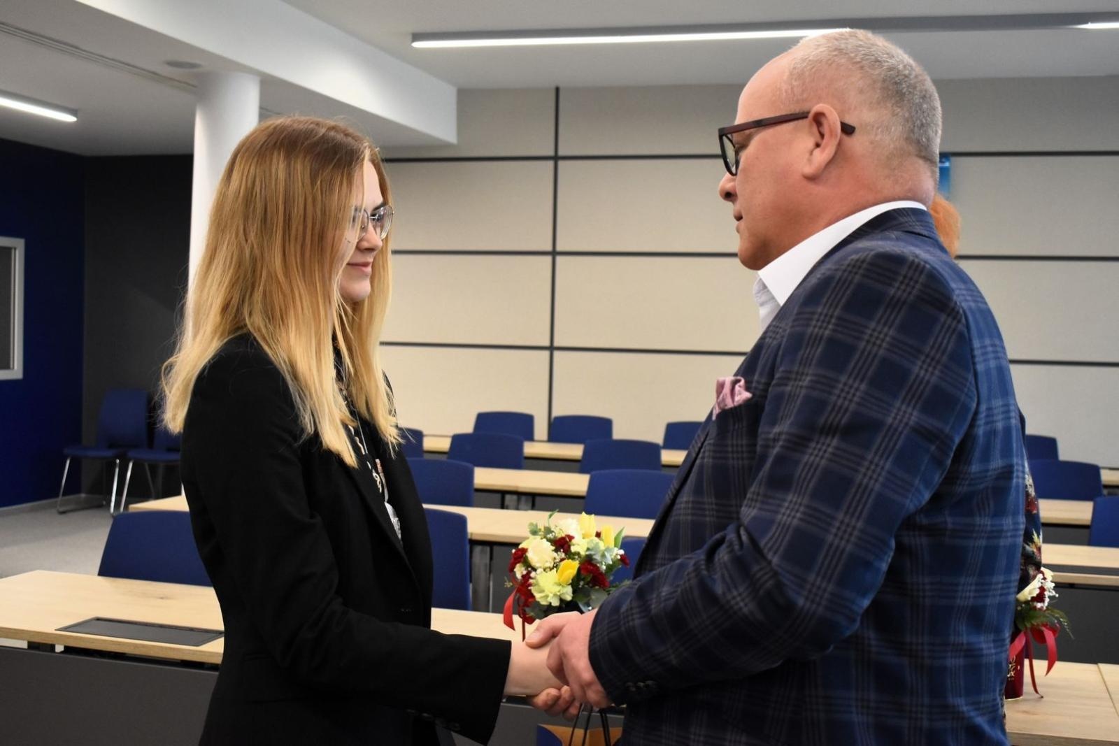 Zdjęcie w galerii na portalu naszwodzislaw.com: Olimpiada Wiedzy i Umiejętności Budowlanych. Uczeń ZST najlepszy wiadomości z regionu