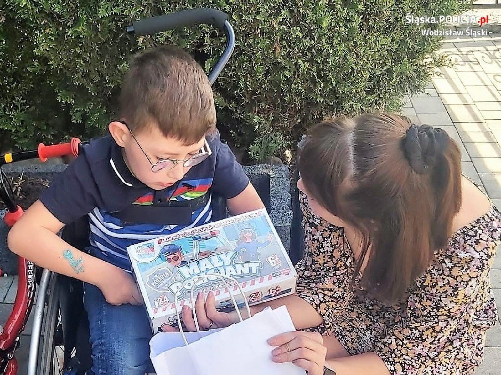 Zdjęcie w galerii na portalu naszwodzislaw.com: Gorzyccy policjanci spełnili marzenie Bartka [FOTO] wiadomości z regionu