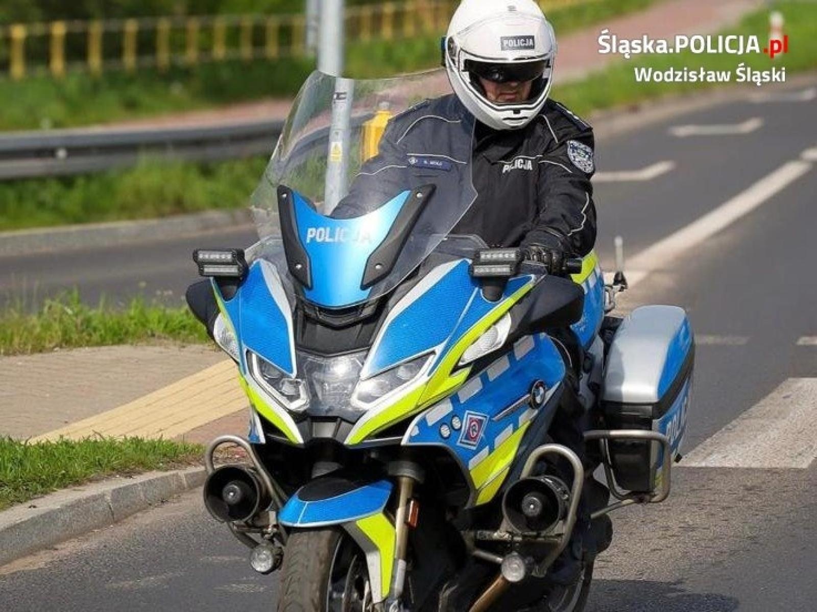 Zdjęcie w galerii na portalu naszwodzislaw.com: Rozpoczęcie sezonu motocyklowego z udziałem wodzisławskich mundurowych wiadomości z regionu