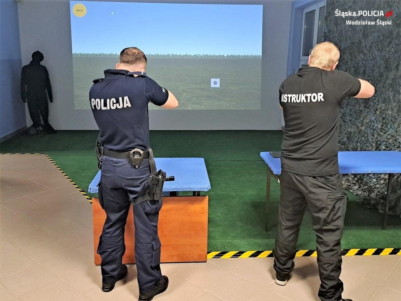 Zdjęcie w galerii na portalu naszwodzislaw.com: Dni otwarte rydułtowskiej szkoły z udziałem wodzisławskich policjantów wiadomości z regionu