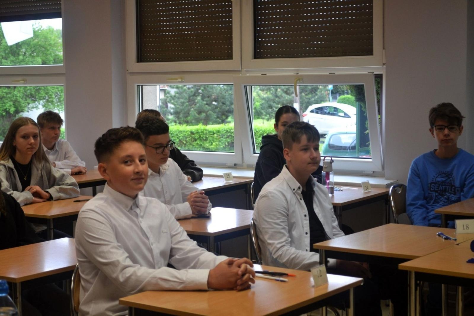 Zdjęcie w galerii na portalu naszwodzislaw.com: Przedmioty ścisłe kontra uczniowie. Starcie Tytanów za nami wiadomości z regionu