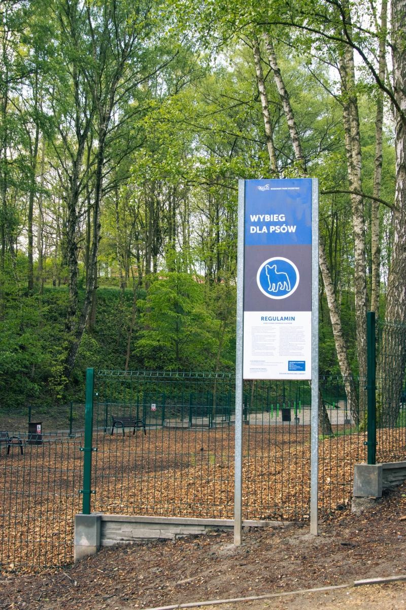 Zdjęcie w galerii na portalu naszwodzislaw.com: Nowy wybieg dla psów w Rodzinnym Parku Rozrywki  wiadomości z regionu