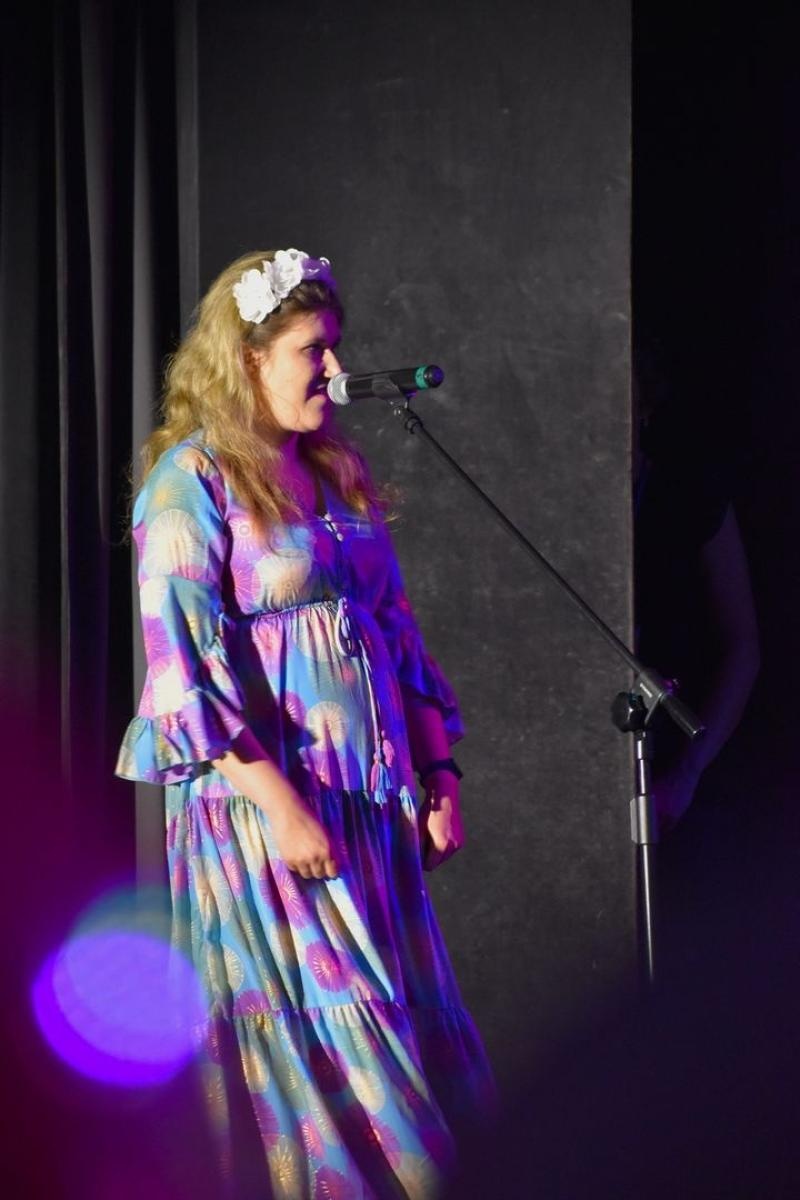 Zdjęcie w galerii na portalu naszwodzislaw.com: Supermoce na scenie Festiwalu Karaoke wiadomości z regionu