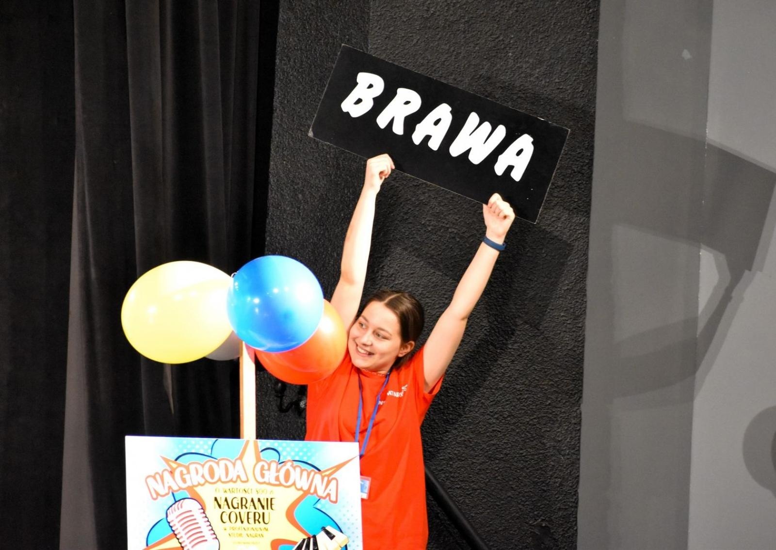 Zdjęcie w galerii na portalu naszwodzislaw.com: Supermoce na scenie Festiwalu Karaoke wiadomości z regionu