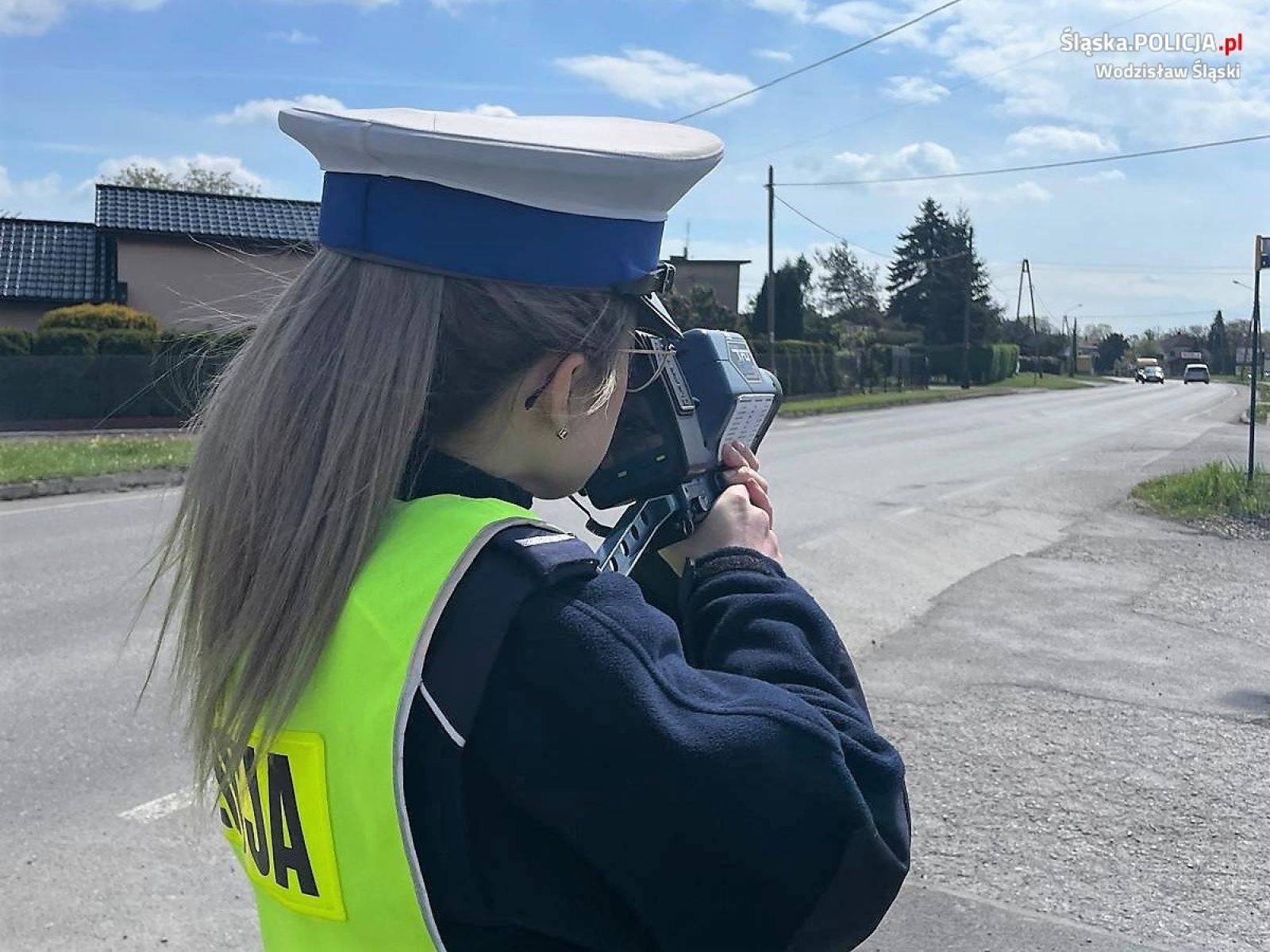 Zdjęcie w galerii na portalu naszwodzislaw.com: Uwaga kierowcy! Trwają policyjne działania Prędkość wiadomości z regionu