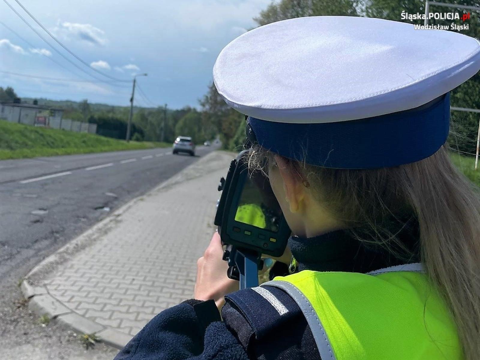 Zdjęcie w galerii na portalu naszwodzislaw.com: Uwaga kierowcy! Trwają policyjne działania Prędkość wiadomości z regionu