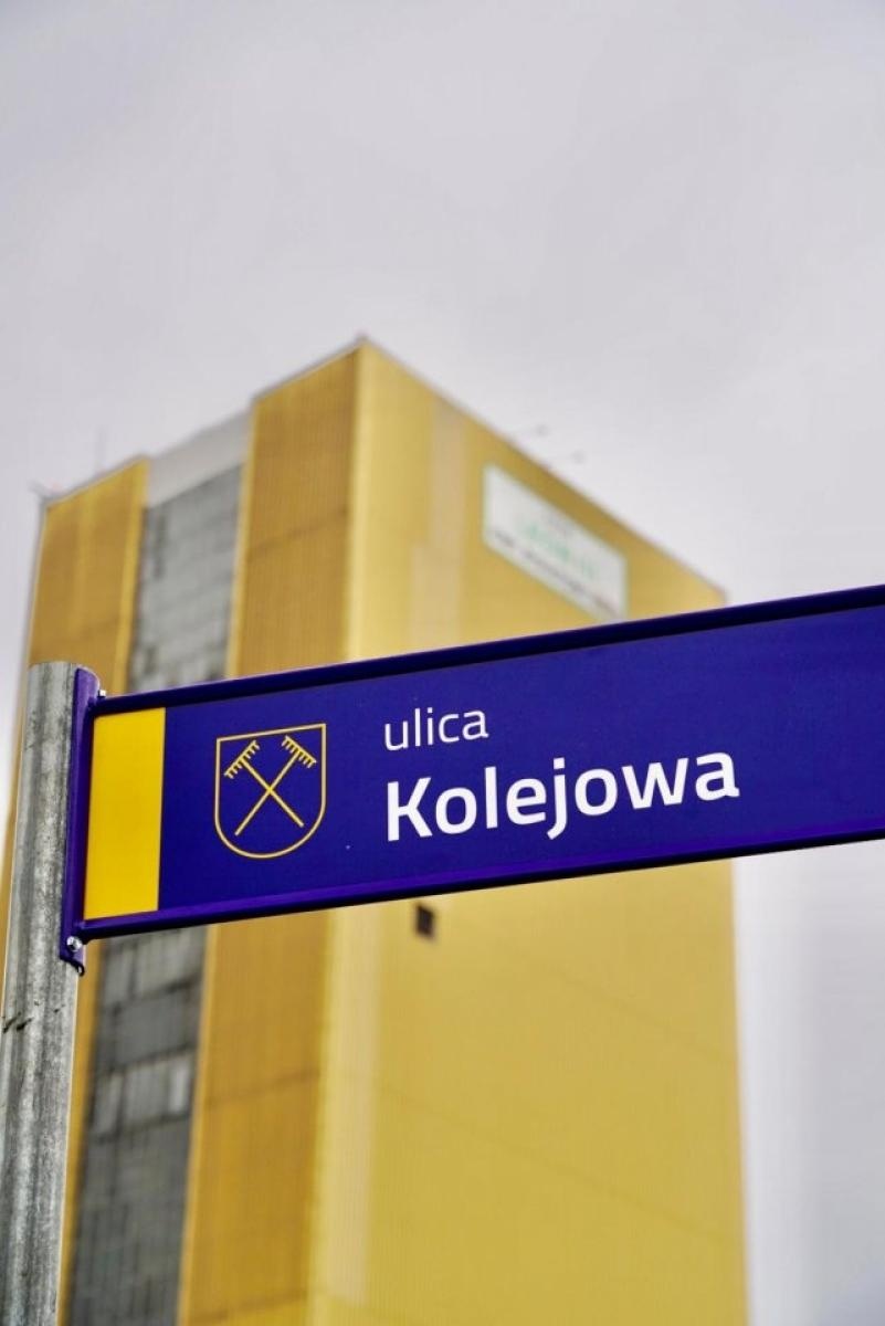 Zdjęcie w galerii na portalu naszwodzislaw.com: Nowa ulica w Rydułtowach ma już swą nazwę [FOTO] wiadomości z regionu