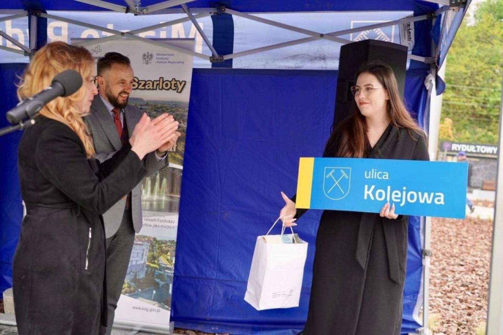 Zdjęcie w galerii na portalu naszwodzislaw.com: Nowa ulica w Rydułtowach ma już swą nazwę [FOTO] wiadomości z regionu