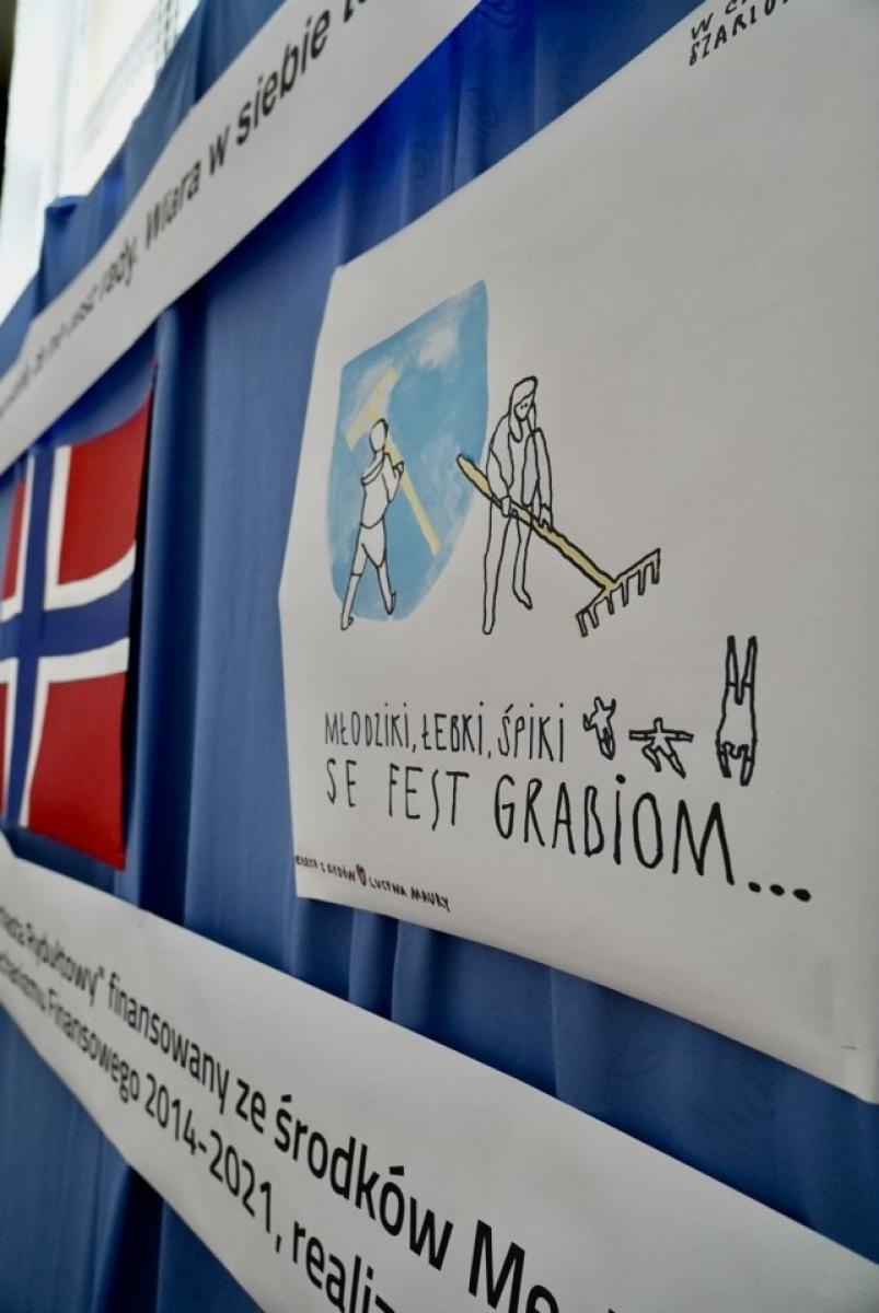 Zdjęcie w galerii na portalu naszwodzislaw.com: Dugnad po polsku, czyli od ucha do serducha [FOTO] wiadomości z regionu