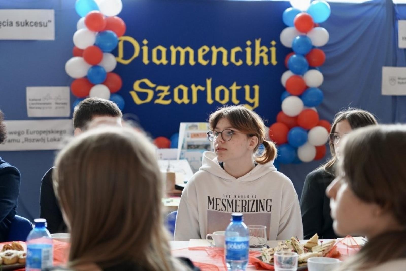 Zdjęcie w galerii na portalu naszwodzislaw.com: Dugnad po polsku, czyli od ucha do serducha [FOTO] wiadomości z regionu