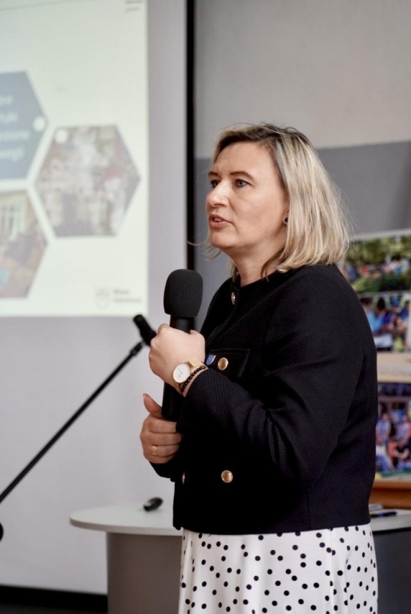 Zdjęcie w galerii na portalu naszwodzislaw.com: Dugnad po polsku, czyli od ucha do serducha [FOTO] wiadomości z regionu