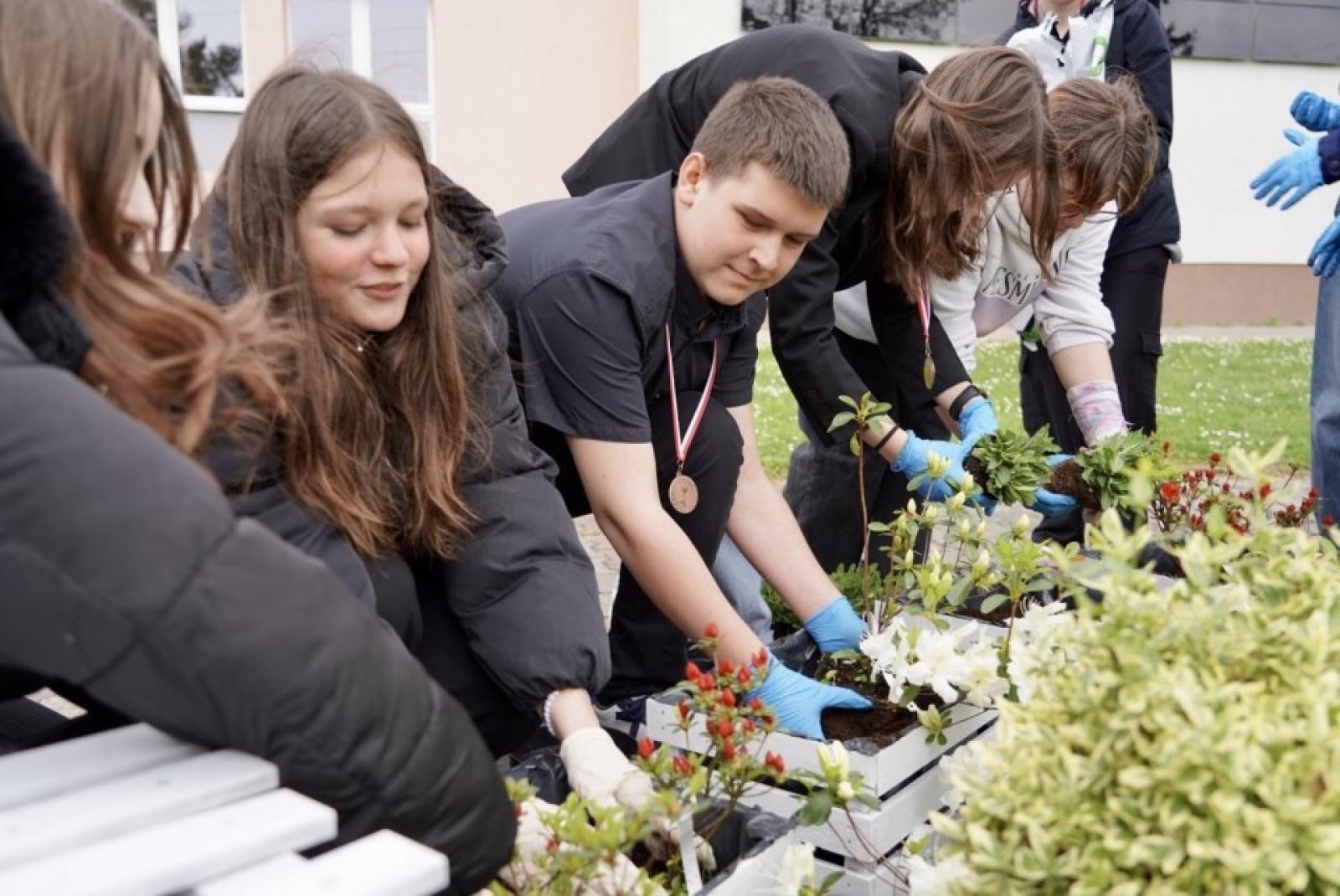 Zdjęcie w galerii na portalu naszwodzislaw.com: Dugnad po polsku, czyli od ucha do serducha [FOTO] wiadomości z regionu