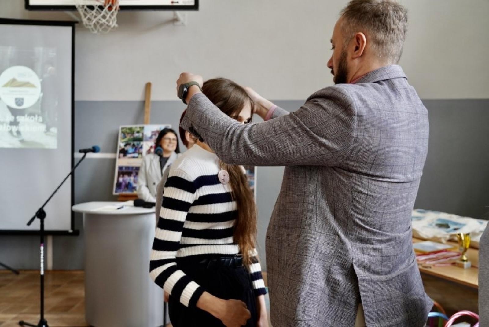 Zdjęcie w galerii na portalu naszwodzislaw.com: Dugnad po polsku, czyli od ucha do serducha [FOTO] wiadomości z regionu