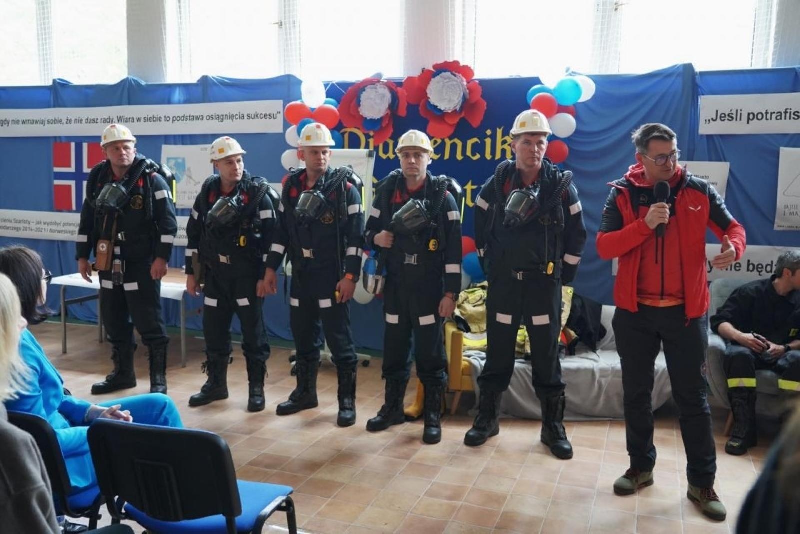 Zdjęcie w galerii na portalu naszwodzislaw.com: Diamenciki na mapie Rydułtów. Podsumowanie projektu W cieniu Szarloty [FOTO] wiadomości z regionu