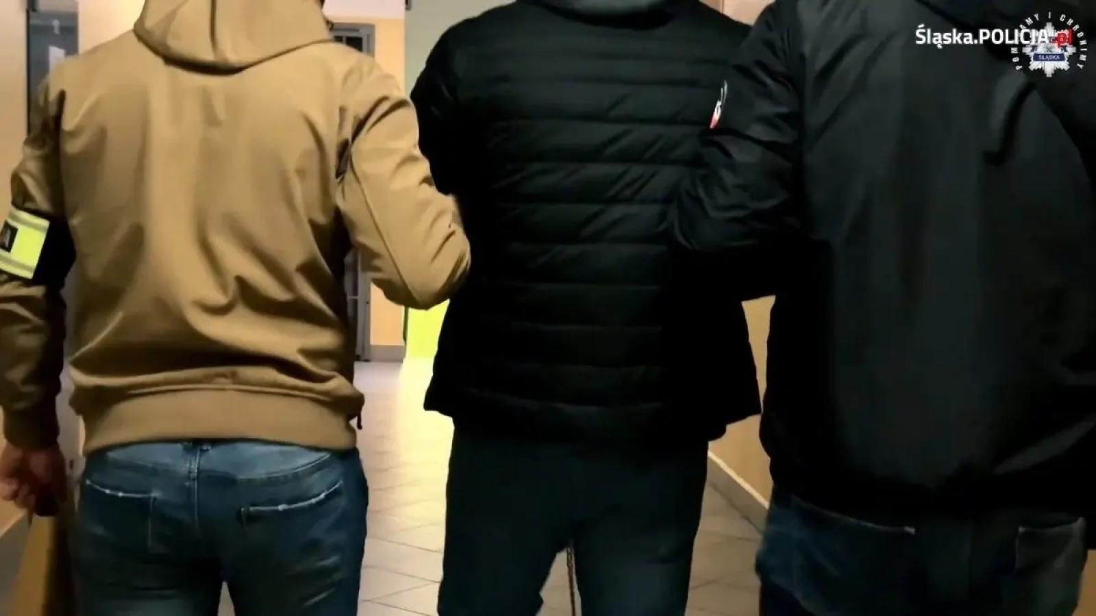 Zdjęcie w galerii na portalu naszwodzislaw.com: Śląska policja uderzyła w gang przestępców akcyzowych wiadomości z regionu