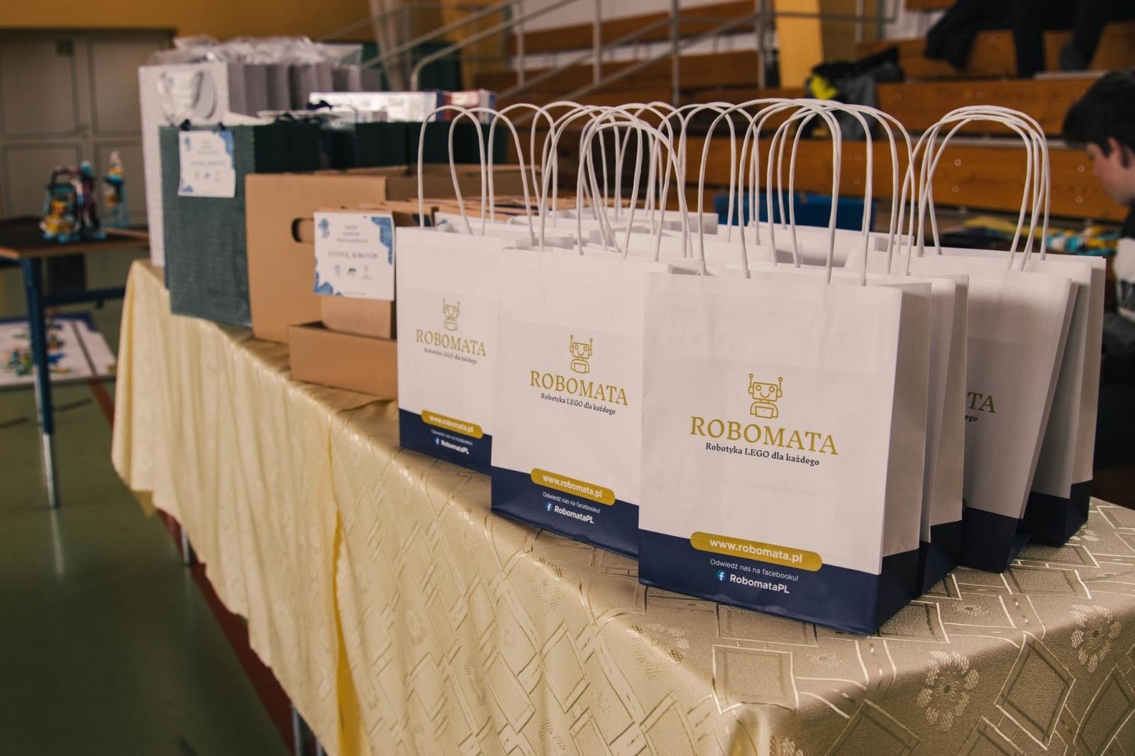 Zdjęcie w galerii na portalu naszwodzislaw.com: Miejski konkurs programowania w ZSP 2 [FOTO] wiadomości z regionu