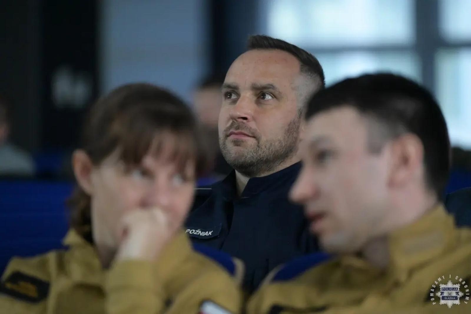 Zdjęcie w galerii na portalu naszwodzislaw.com: Policjanci i strażacy szkolili się w przeciwdziałaniu zagrożeniom CBRNE wiadomości z regionu