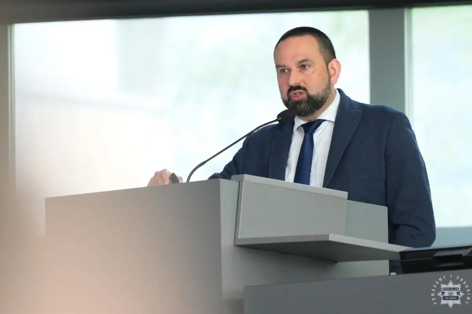 Zdjęcie w galerii na portalu naszwodzislaw.com: Policjanci i strażacy szkolili się w przeciwdziałaniu zagrożeniom CBRNE wiadomości z regionu