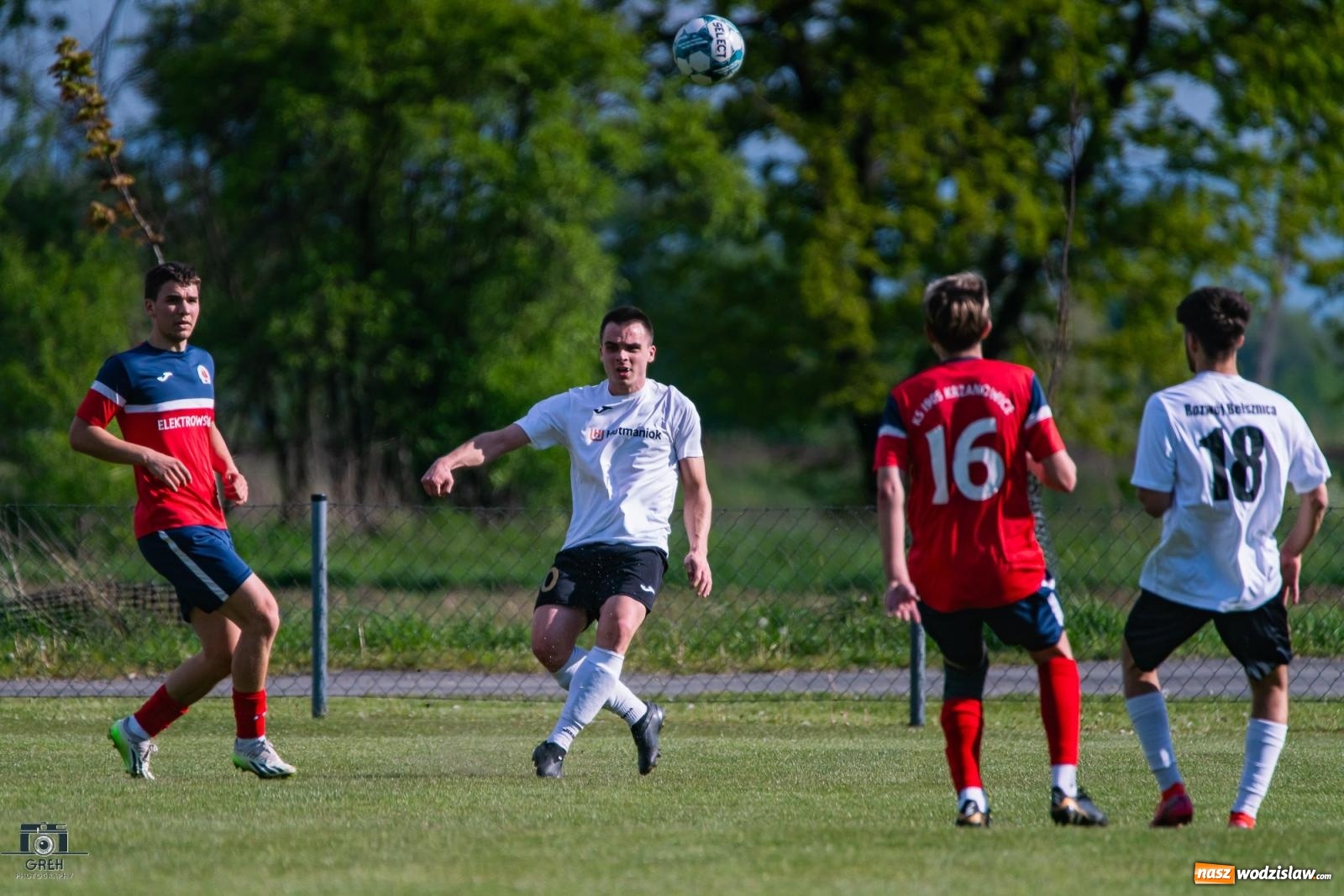 Zdjęcie w galerii na portalu naszwodzislaw.com: Emocje w Bełsznicy. Rozwój górą [FOTO] wiadomości z regionu
