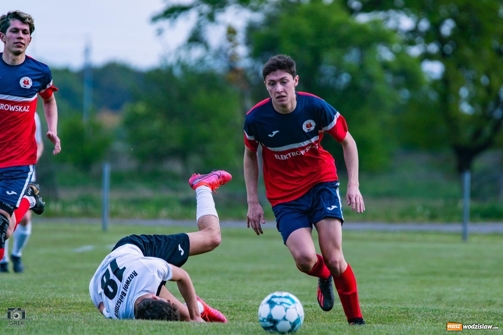 Zdjęcie w galerii na portalu naszwodzislaw.com: Emocje w Bełsznicy. Rozwój górą [FOTO] wiadomości z regionu
