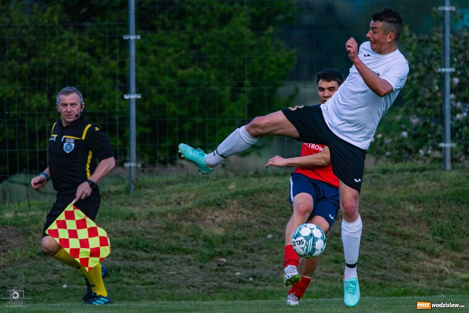 Zdjęcie w galerii na portalu naszwodzislaw.com: Emocje w Bełsznicy. Rozwój górą [FOTO] wiadomości z regionu