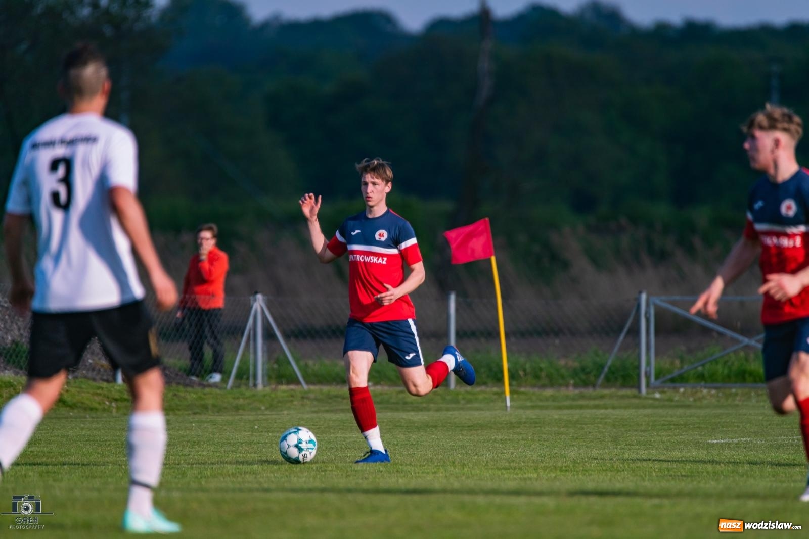 Zdjęcie w galerii na portalu naszwodzislaw.com: Emocje w Bełsznicy. Rozwój górą [FOTO] wiadomości z regionu