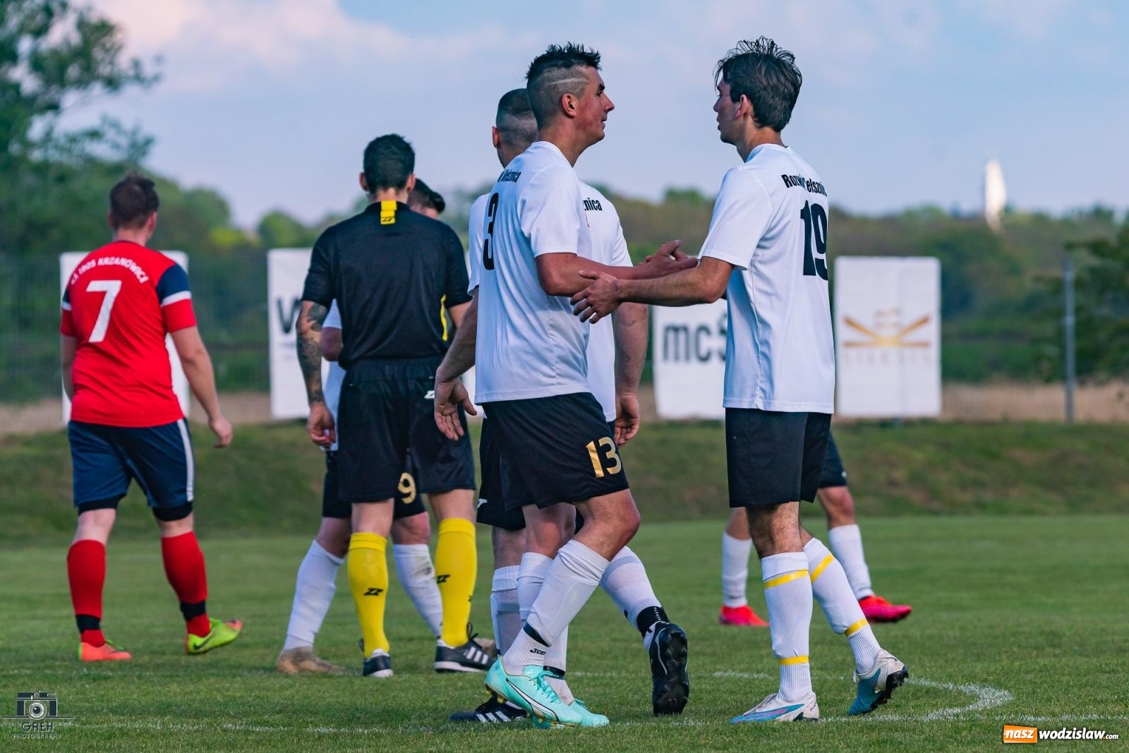 Zdjęcie w galerii na portalu naszwodzislaw.com: Emocje w Bełsznicy. Rozwój górą [FOTO] wiadomości z regionu