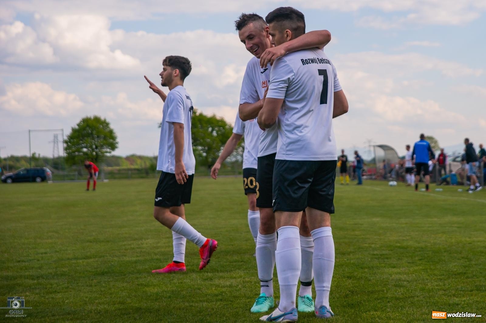 Zdjęcie w galerii na portalu naszwodzislaw.com: Emocje w Bełsznicy. Rozwój górą [FOTO] wiadomości z regionu