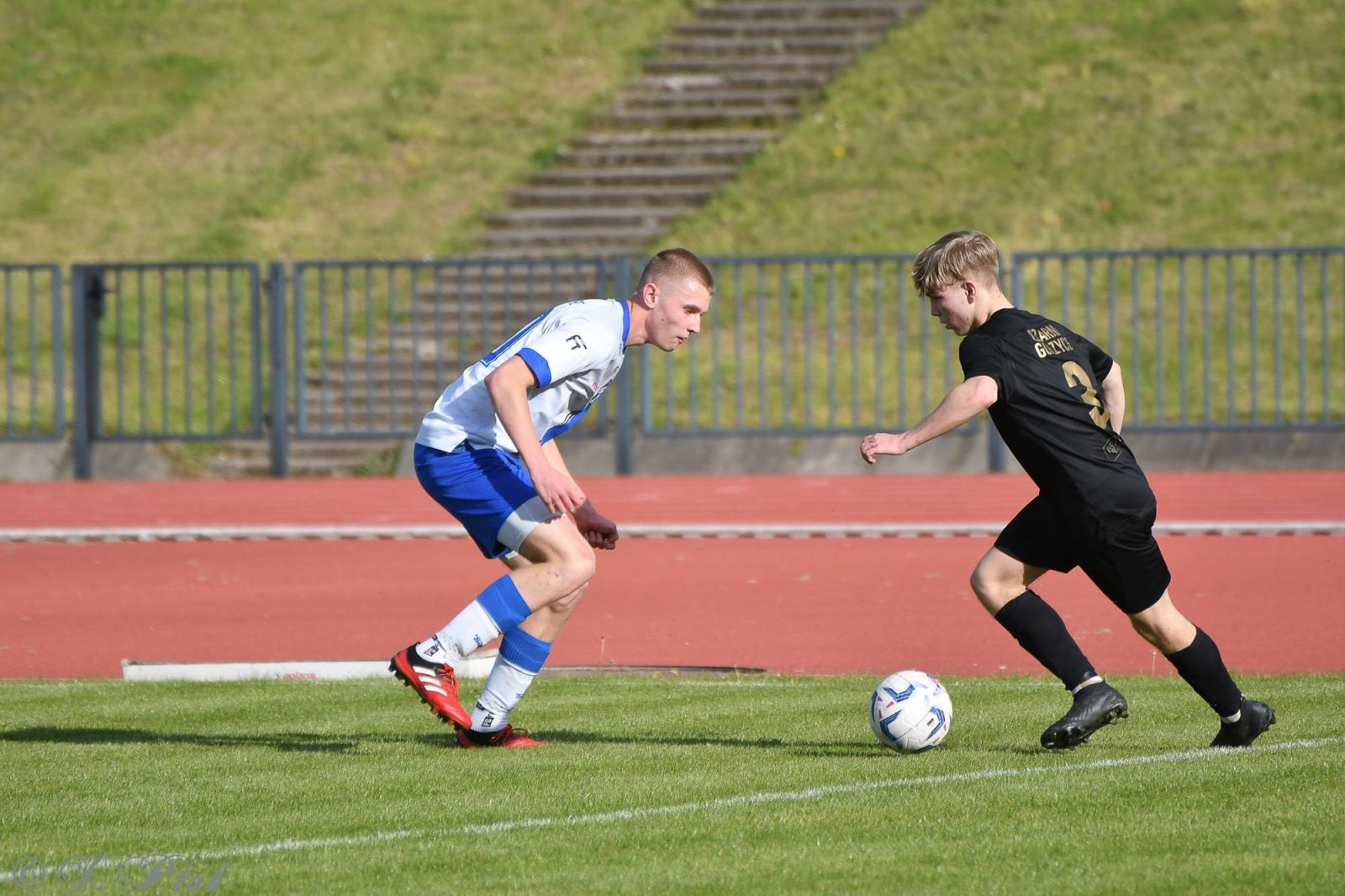 Zdjęcie w galerii na portalu naszwodzislaw.com: Czarni Gorzyce bez punktów w Raciborzu [FOTO] wiadomości z regionu