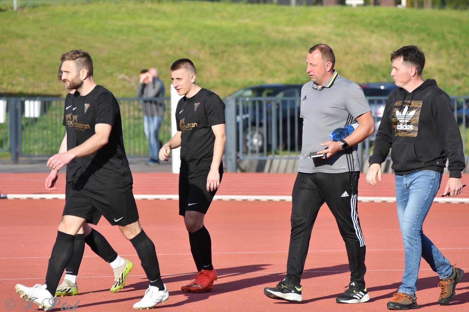 Zdjęcie w galerii na portalu naszwodzislaw.com: Czarni Gorzyce bez punktów w Raciborzu [FOTO] wiadomości z regionu