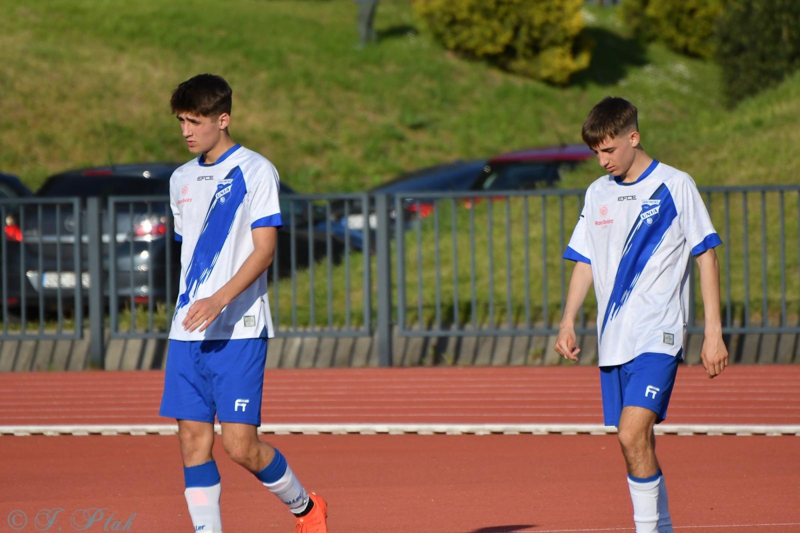 Zdjęcie w galerii na portalu naszwodzislaw.com: Czarni Gorzyce bez punktów w Raciborzu [FOTO] wiadomości z regionu