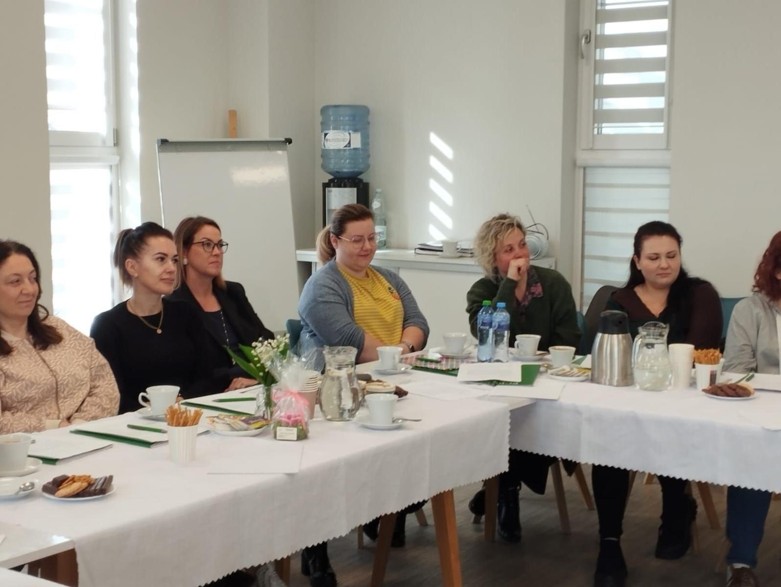 Zdjęcie w galerii na portalu naszwodzislaw.com: Zrozumieć dziecko. Warsztaty dla koordynatorów pieczy zastępczej za nami wiadomości z regionu