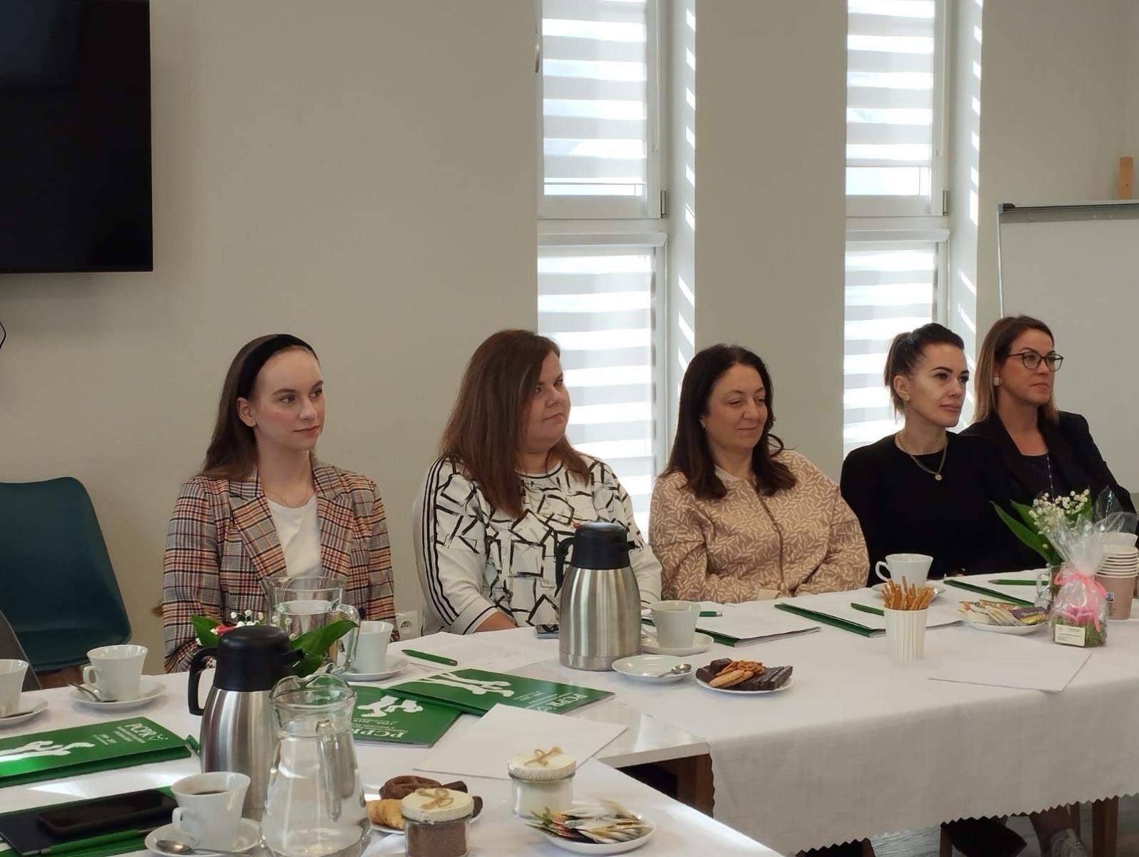 Zdjęcie w galerii na portalu naszwodzislaw.com: Zrozumieć dziecko. Warsztaty dla koordynatorów pieczy zastępczej za nami wiadomości z regionu