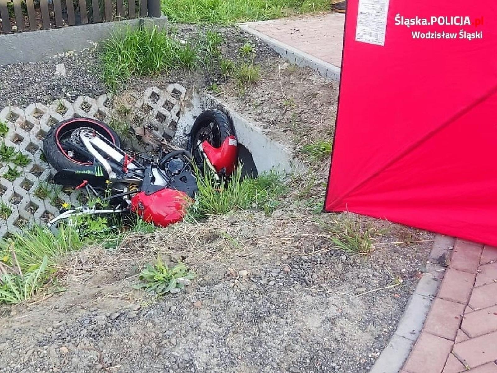 Zdjęcie w galerii na portalu naszwodzislaw.com: Ofiara wypadku z Czarnieckiego nie miała uprawnień wiadomości z regionu