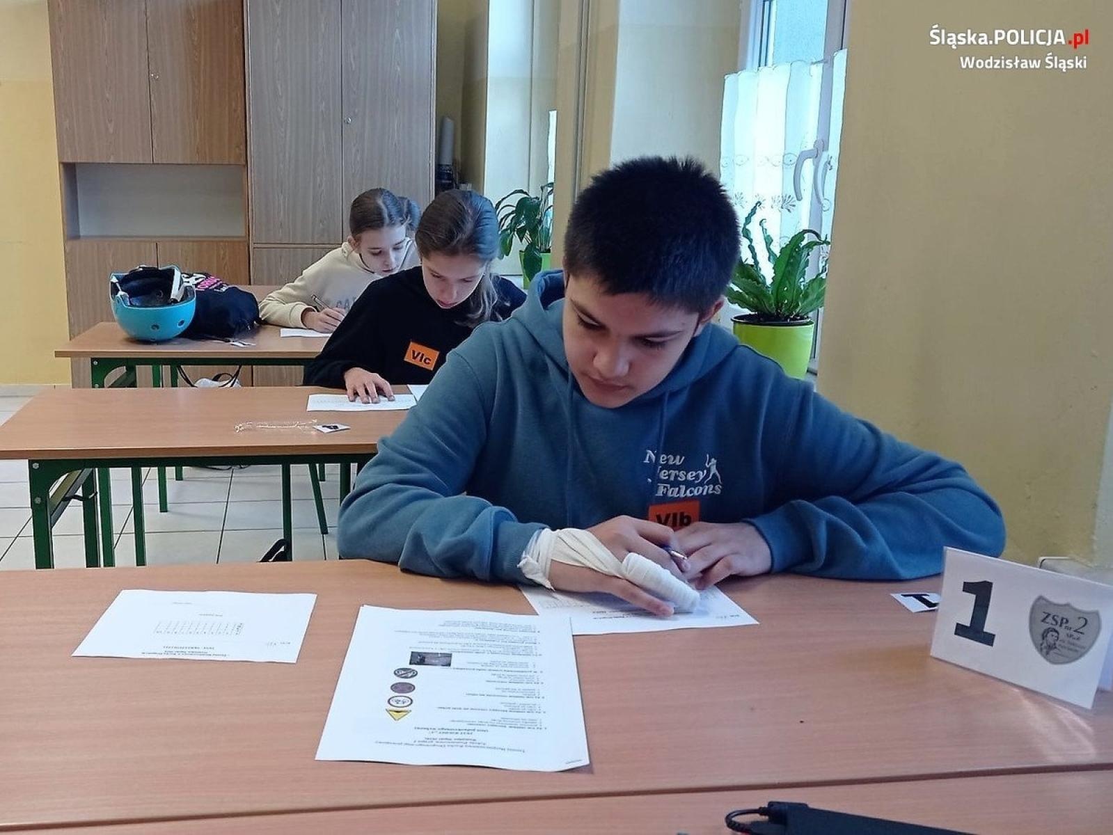 Zdjęcie w galerii na portalu naszwodzislaw.com: Sprawdzili swą wiedzę o ruchu drogowym wiadomości z regionu