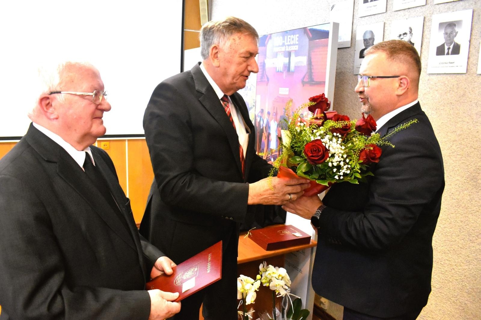 Zdjęcie w galerii na portalu naszwodzislaw.com: Podsumowań nadszedł czas. Ostatnia sesja Rady Gminy Godów za nami wiadomości z regionu